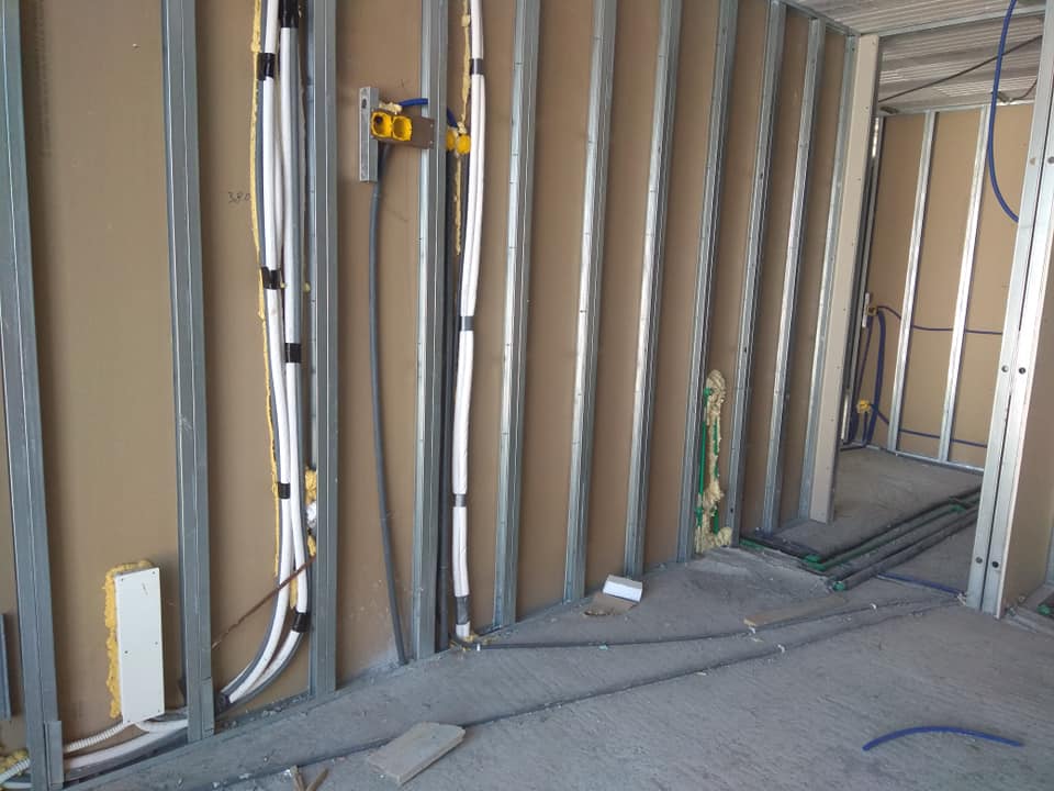 Pré-instalação eléctrica & pladur